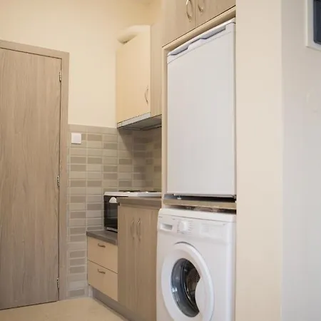 Kosmos Service Modern Spirit Center With Additional Cost Parking * Thessaloniki