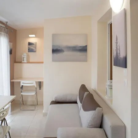 Apartment Kosmos Service Modern Spirit Center With Additional Cost Parking Thessaloniki